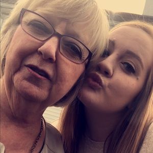 Meet your Posher, Vicki